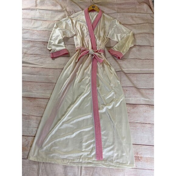 Vintage By Barad & Co Women's Cream With Pink Trim Bathrobe - Large - Picture 3 of 13